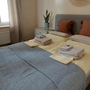 Chrobrego 19 Apartament